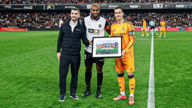 开云官方登录入口-【西甲】魔笛贝林破门，皇马2比1逆转拿下2025开门红