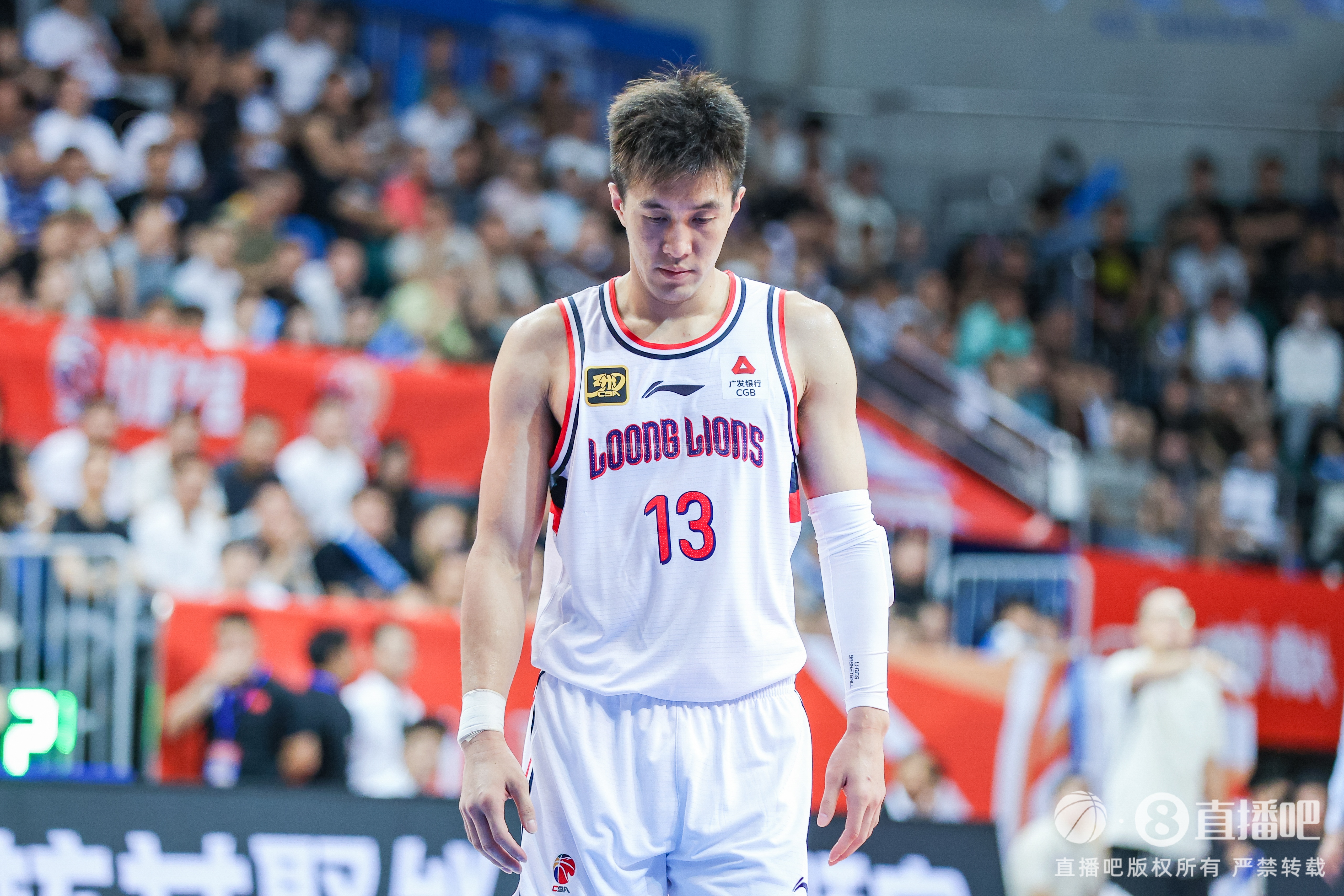 开云登录入口-媒体人：艾伦是重度网民&amp;早已知悉报道 推测确有其事但细节有出入