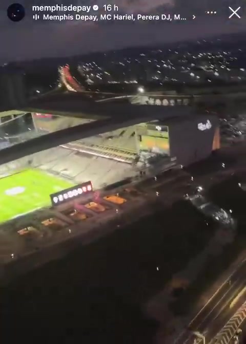 开云官方登录入口-拉风！德佩乘坐直升机抵达球场，现场观看科林蒂安巴甲比赛